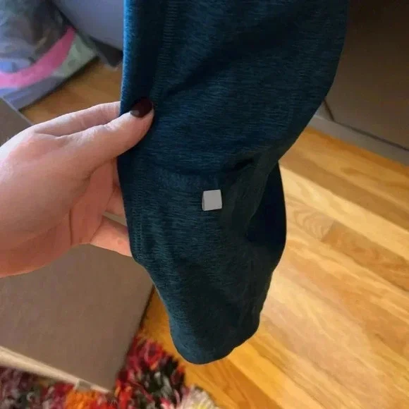 Nike Running Peloton Blue Shirt - Picture 6 of 6